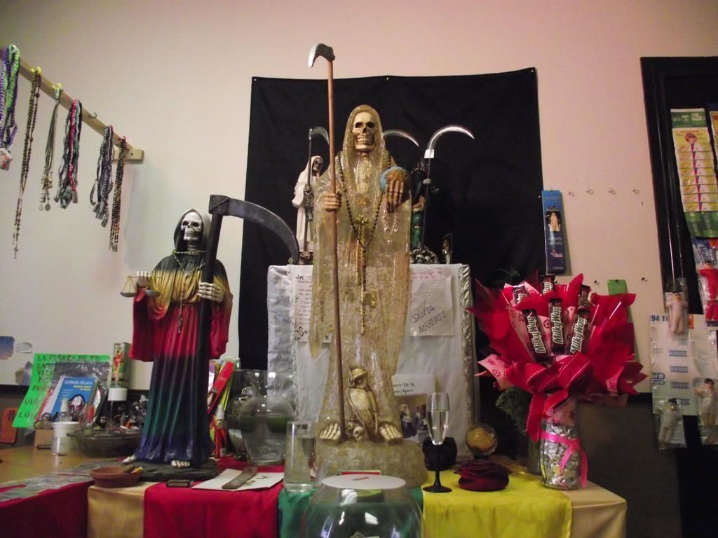 ORACIÓN A LA SANTA MUERTE NIÑA BLANCA
