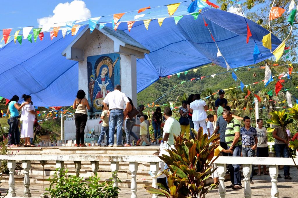 ORACIÓN A LA VIRGEN DE ALTAGRACIA