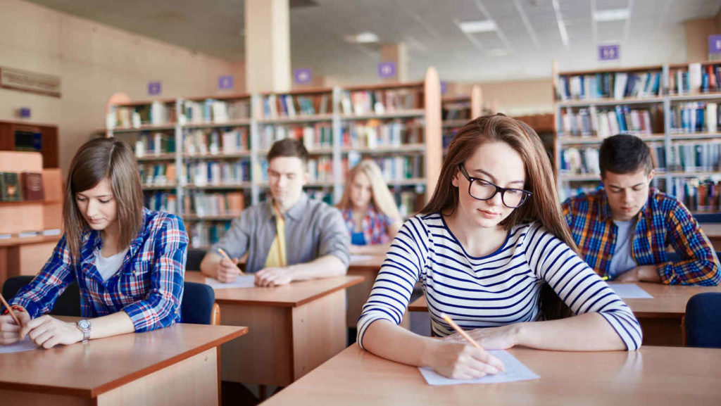 SENCILLA ORACIÓN PARA PASAR UN EXAMEN CON A SENCILLA ORACIÓN PARA PASAR UN EXAMEN CON A